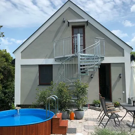 Villa Riza